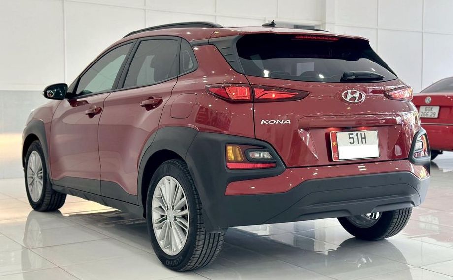 HYUNDAI KONA 20 AT 2020 4